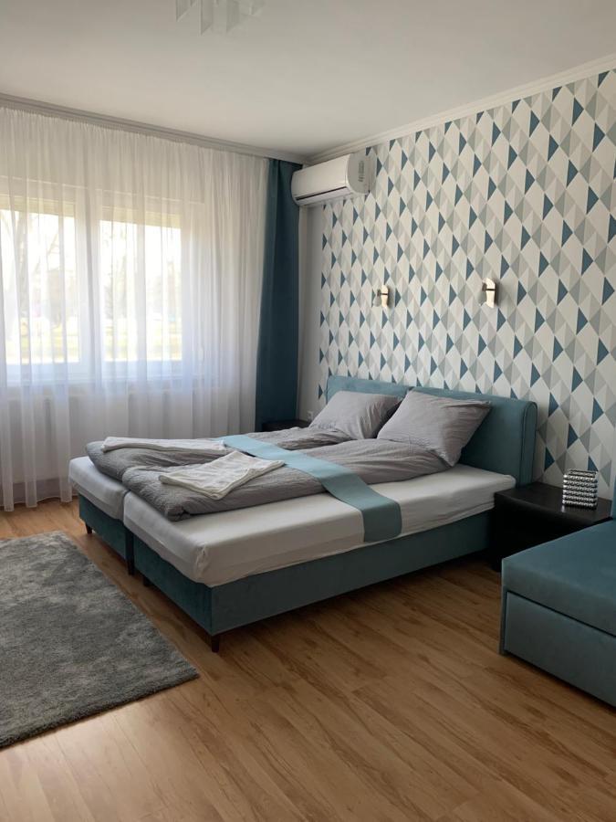 Thermal Next I Weninger Apartman Kiskunhalas Eksteriør billede