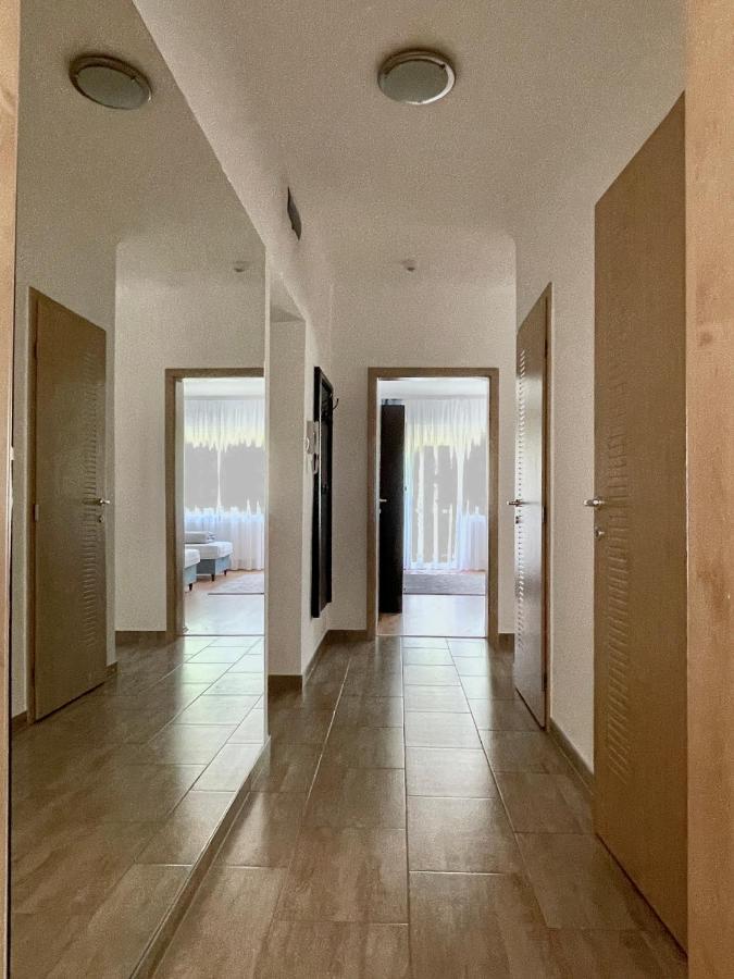 Thermal Next I Weninger Apartman Kiskunhalas Eksteriør billede