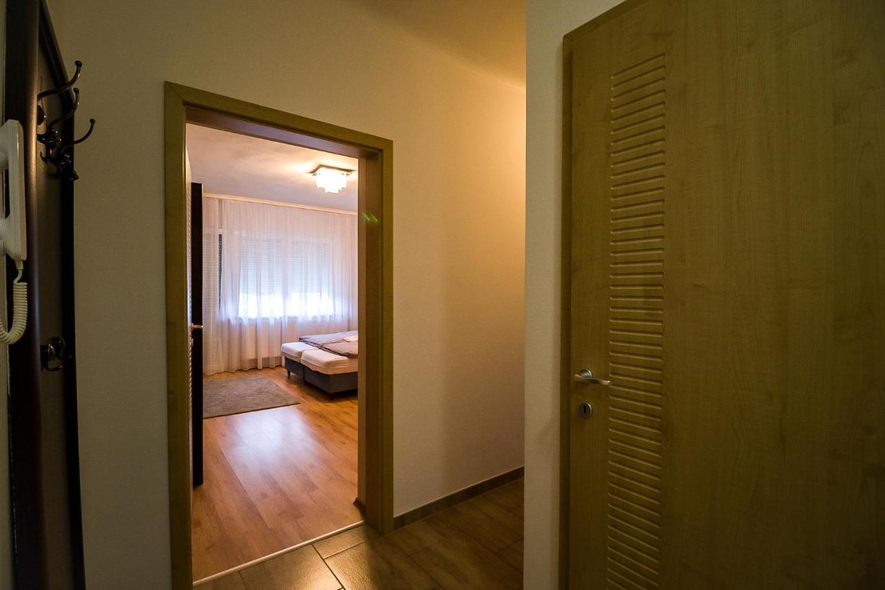Thermal Next I Weninger Apartman Kiskunhalas Eksteriør billede